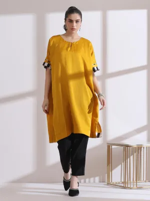 2 Pc Set - Prf'T Lux Easy Yellow Kurta With Chevron Inner Details With Black Pant