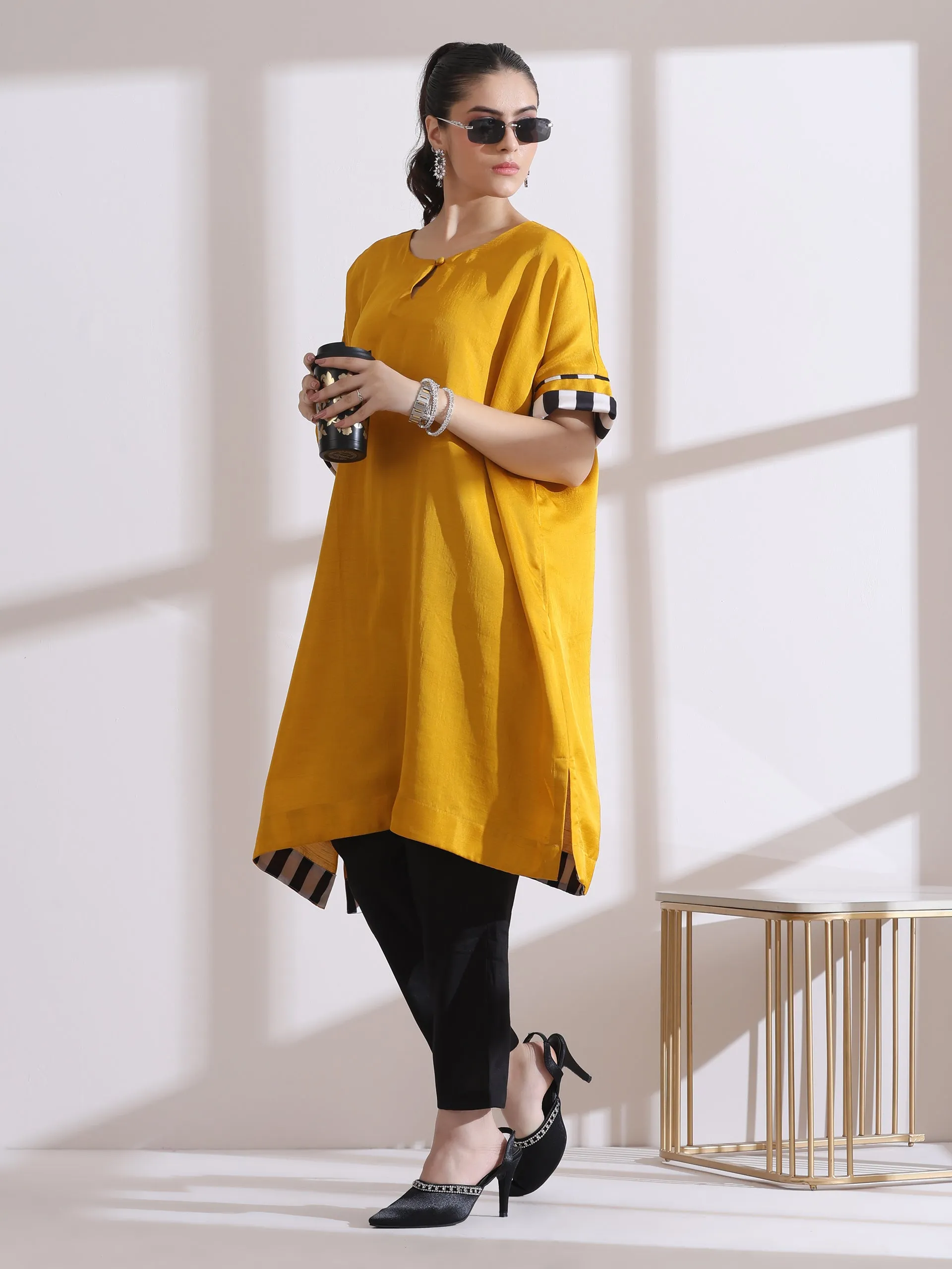 2 Pc Set - Prf'T Lux Easy Yellow Kurta With Chevron Inner Details With Black Pant