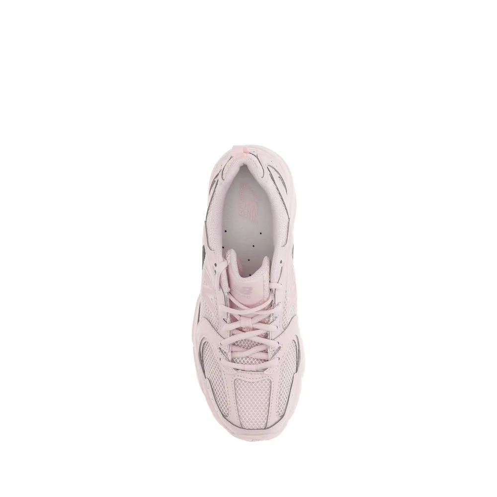 530 Sneakers