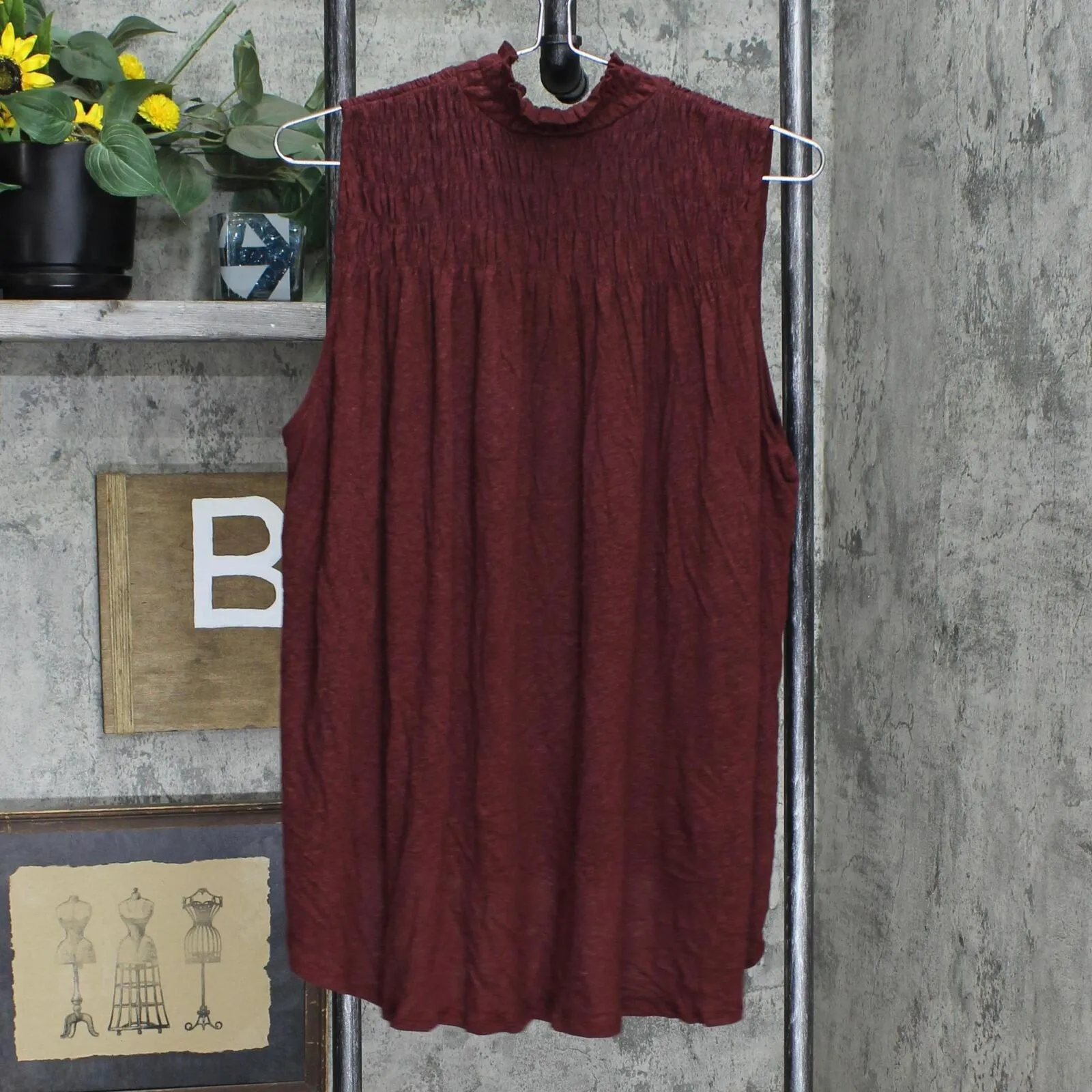 A New Day Women's Sleeveless Smocked Linen Top 567486 Burgundy Purple XL