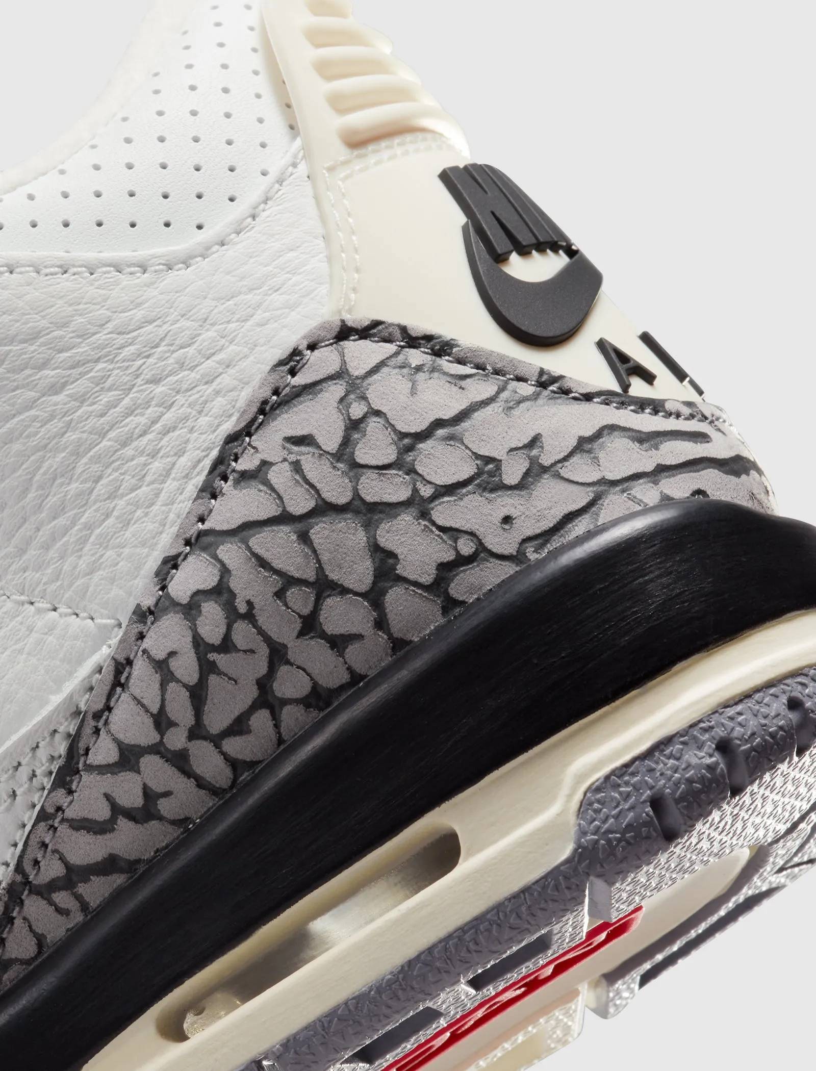 AIR JORDAN 3 RETRO "WHITE CEMENT REIMAGINED" GS