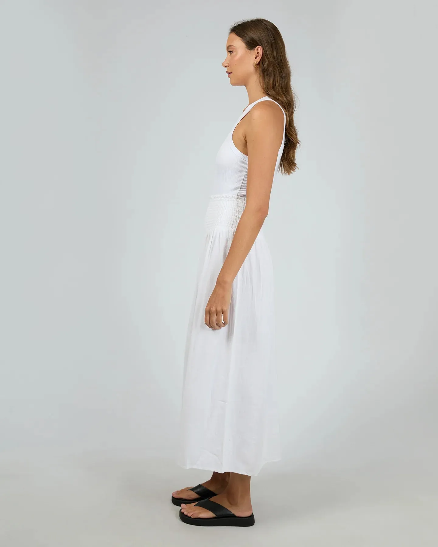 ALL ABOUT EVE LUXE LINEN SHIRRED MAXI SKIRT VINTAGE WHITE