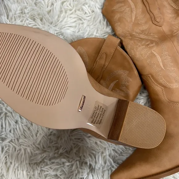 Billini Danilo Western Boots in Camel Brown