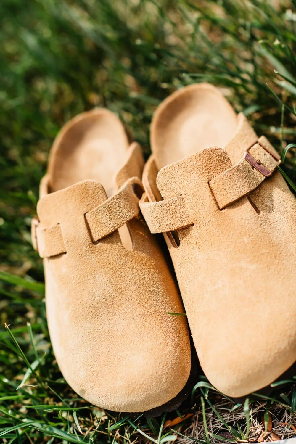 Birkenstock Boston Suede Leather Clogs for Women in Latte Cream | 1026164