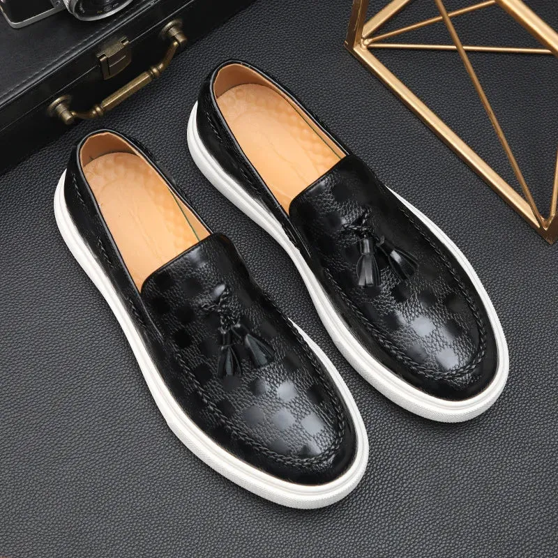 British-style loafers with tassels