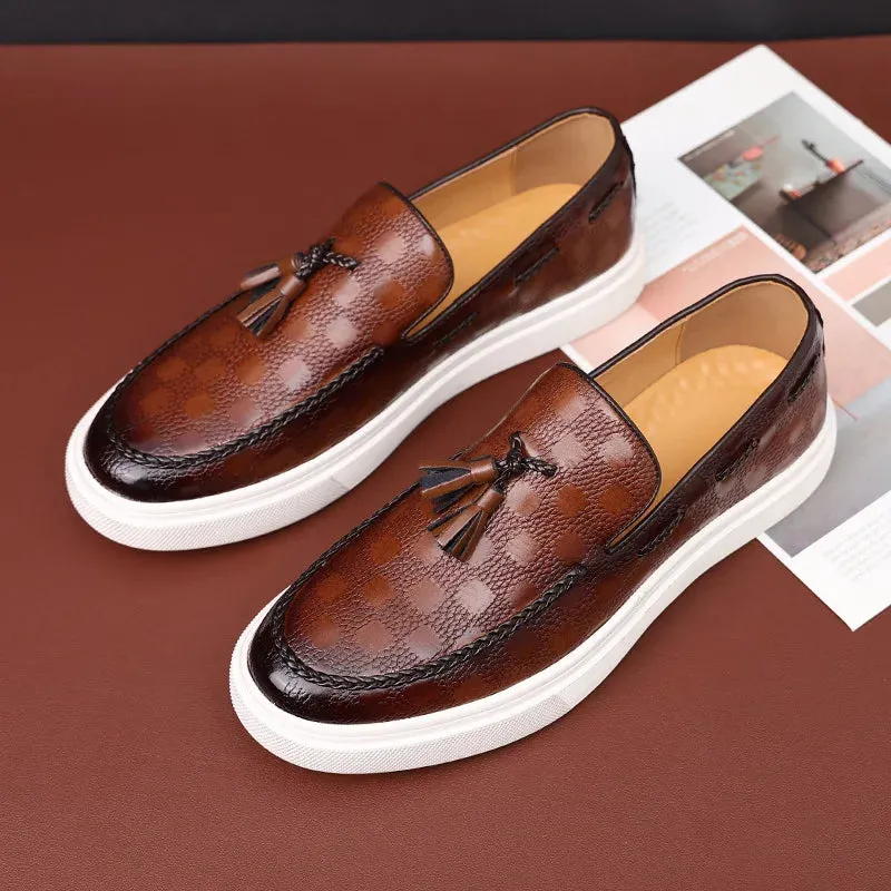 British-style loafers with tassels