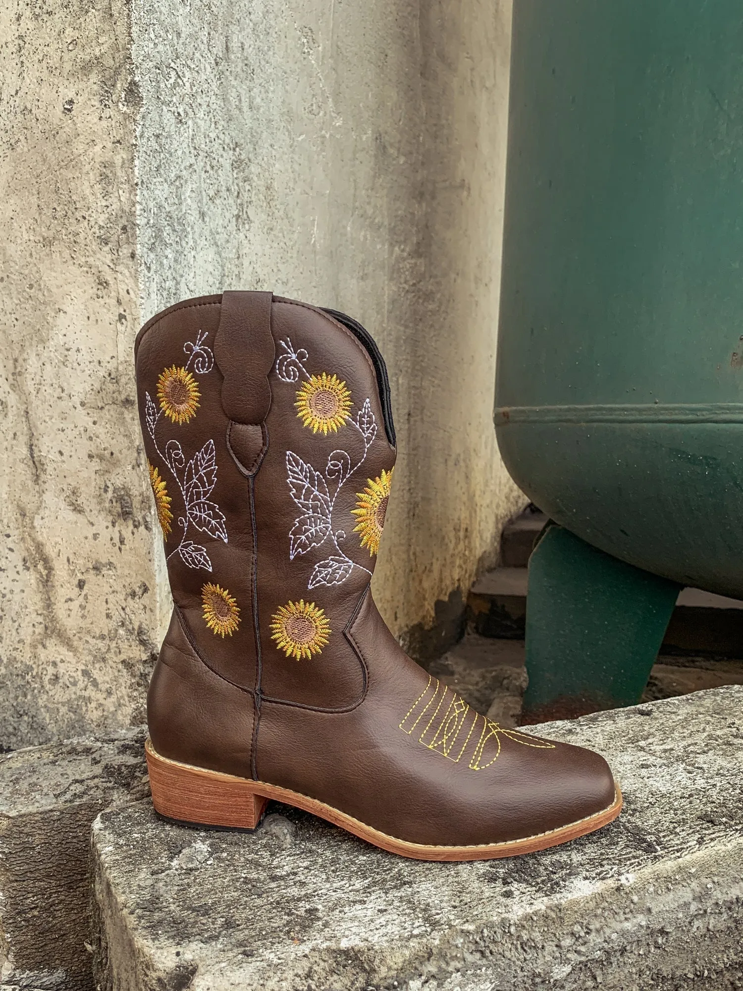 Brown Sunflower Embroidered Cowboy Knee Boots