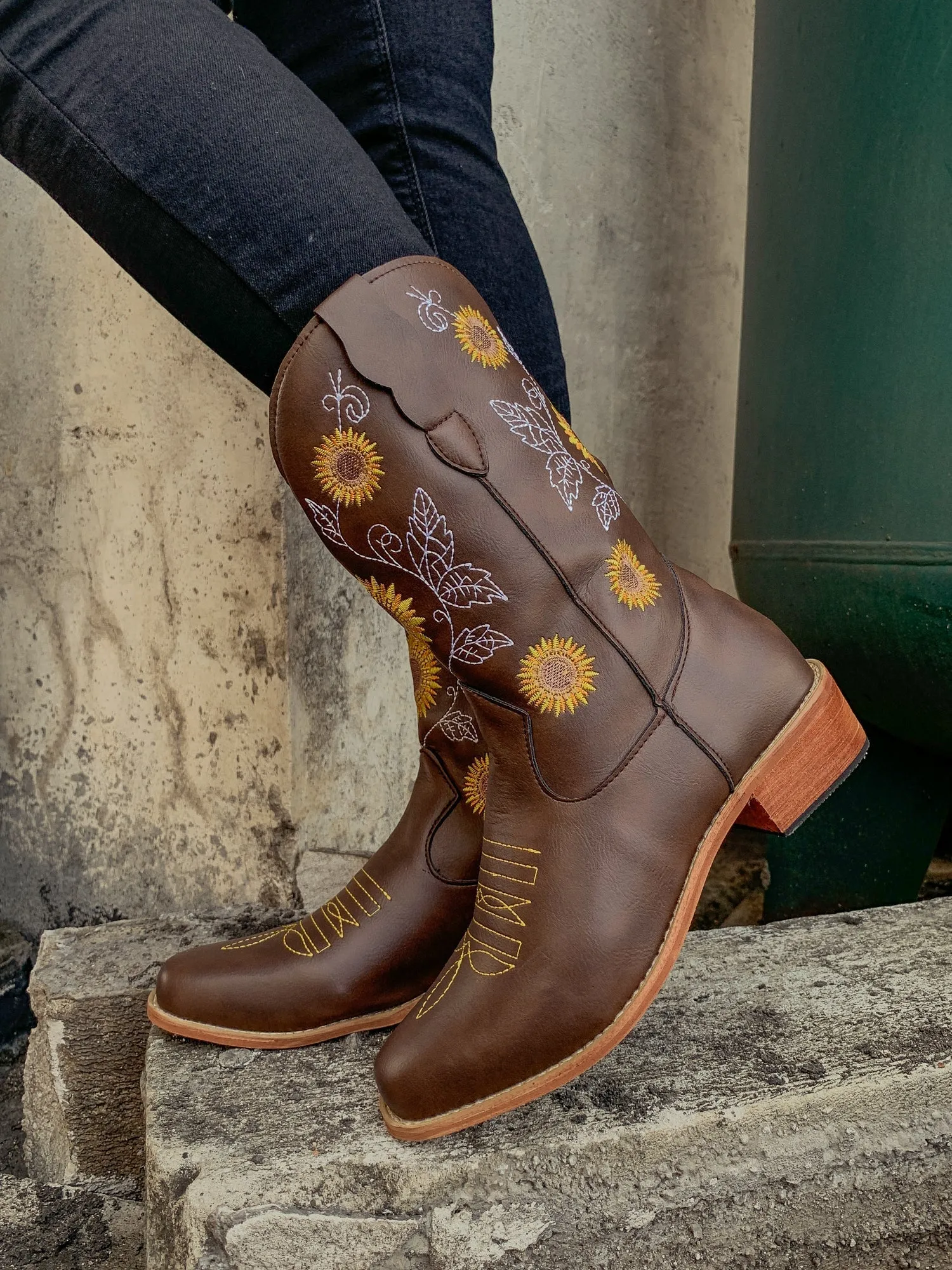 Brown Sunflower Embroidered Cowboy Knee Boots