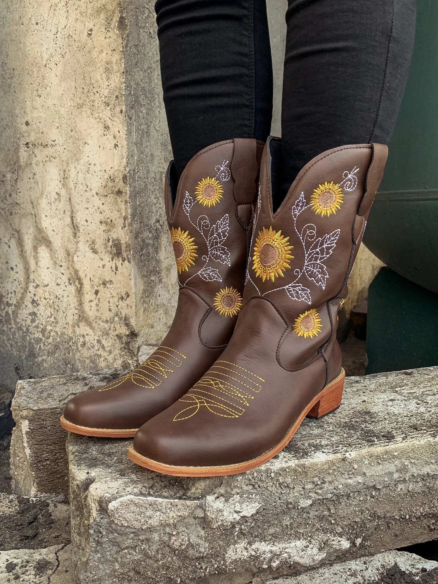 Brown Sunflower Embroidered Cowboy Knee Boots