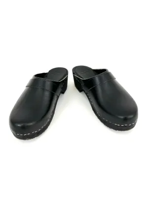 Bryr Gwen Leather Clogs