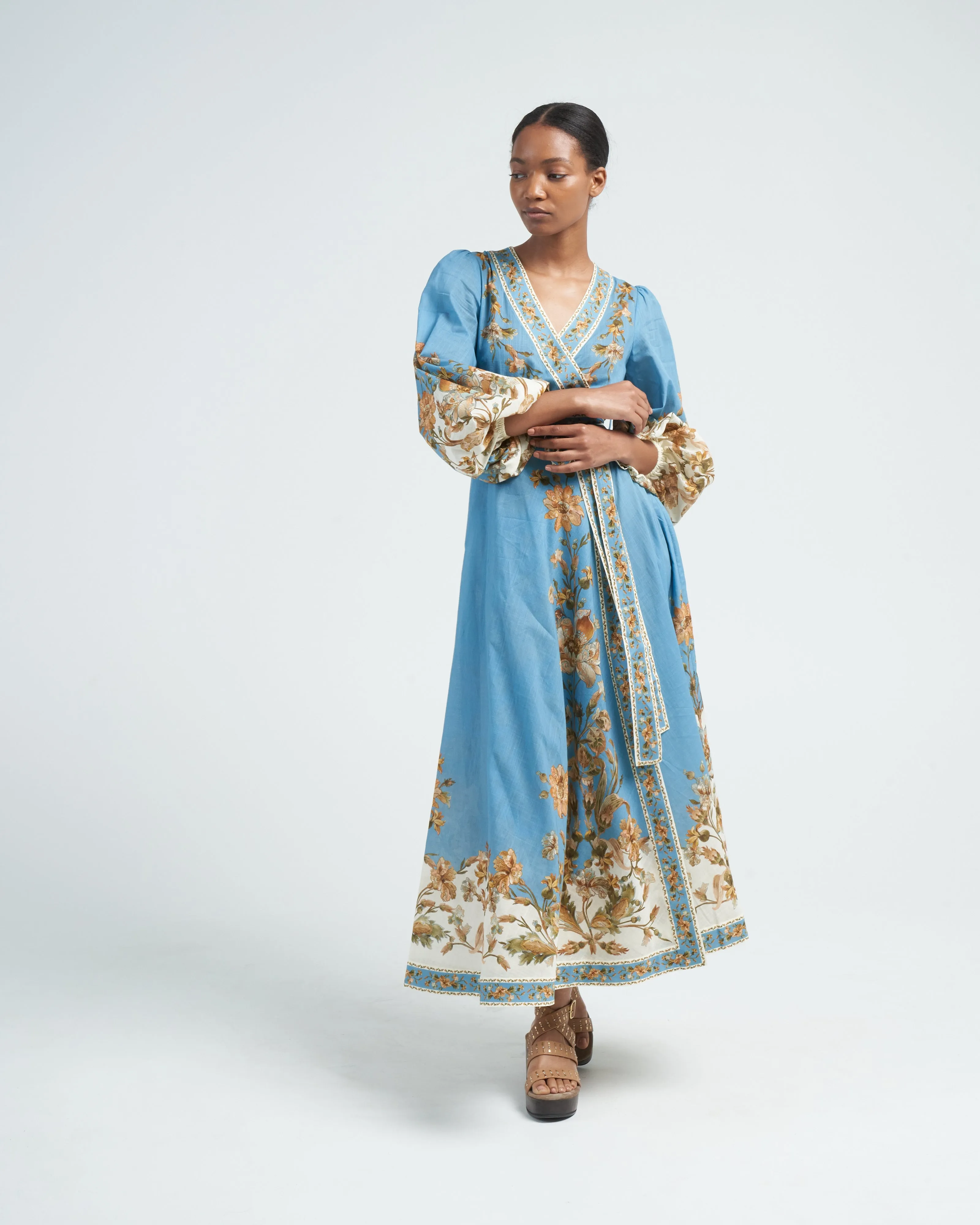 chintz wrap midi dress - blue daisy floral