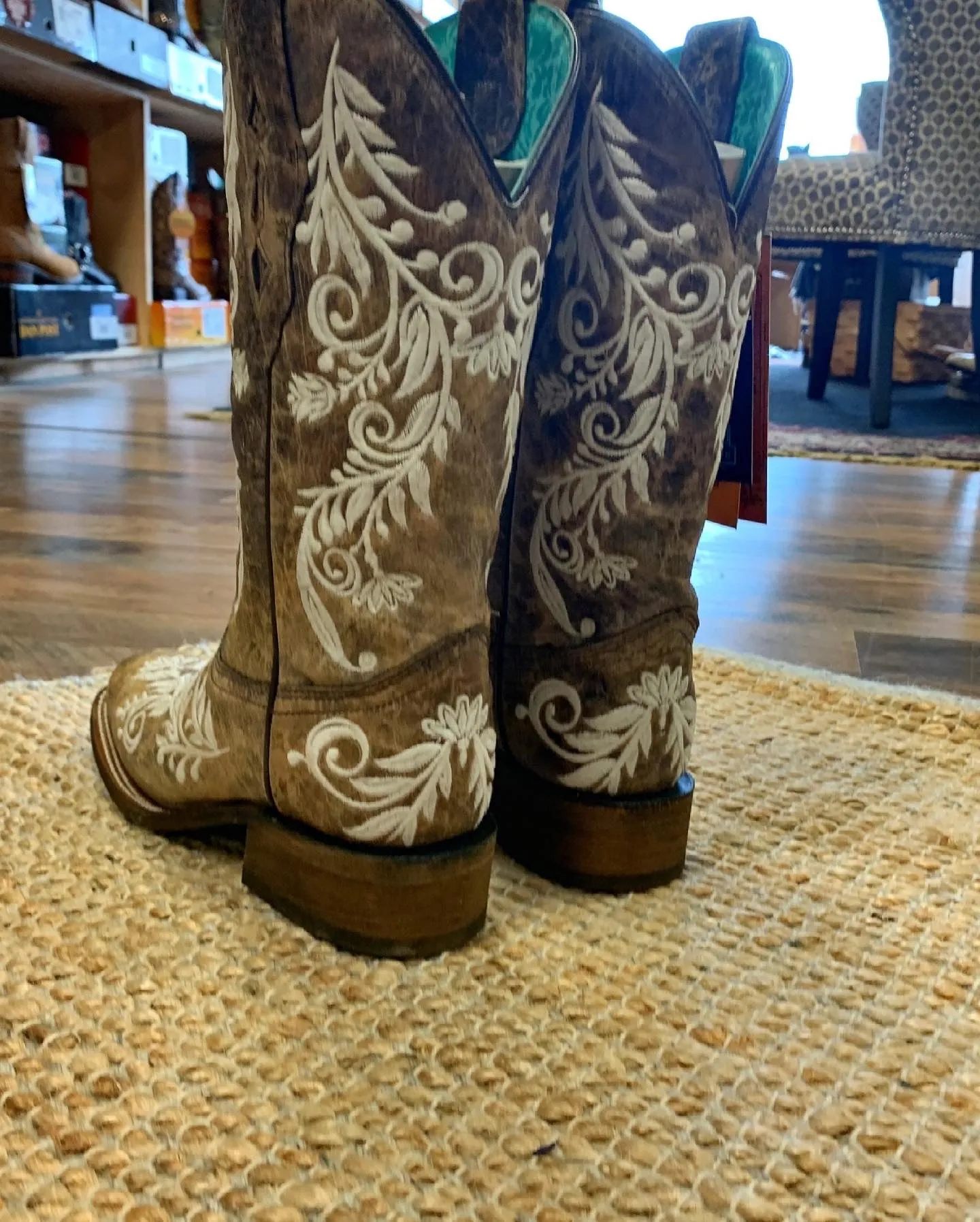 Corral Women's White Embroidery Glow Western Boots -Square Toe A4063