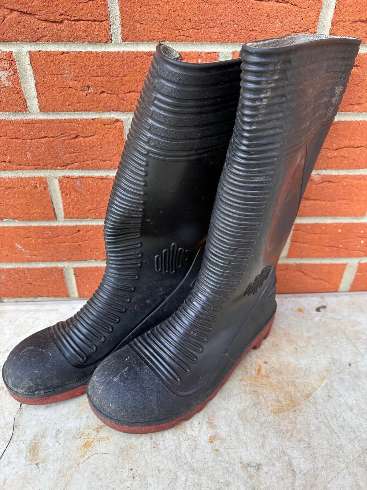Dunlop Ribbed Safety Rubber Wellies Wellington Boots - Size UK 8 - EU 42