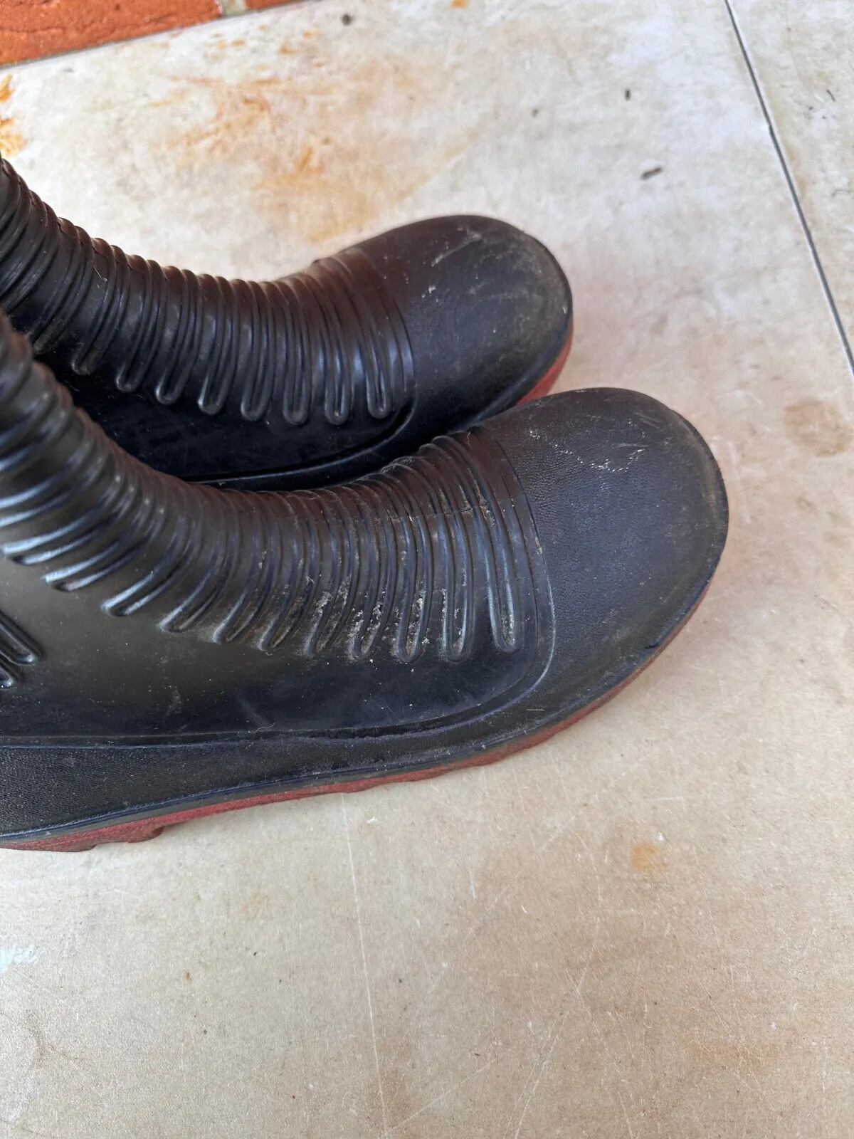 Dunlop Ribbed Safety Rubber Wellies Wellington Boots - Size UK 8 - EU 42
