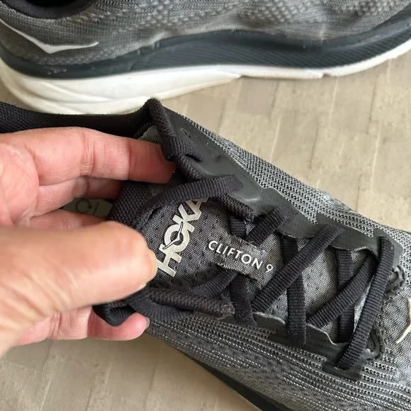 Hoka Clifton 9 Youth Sneakers