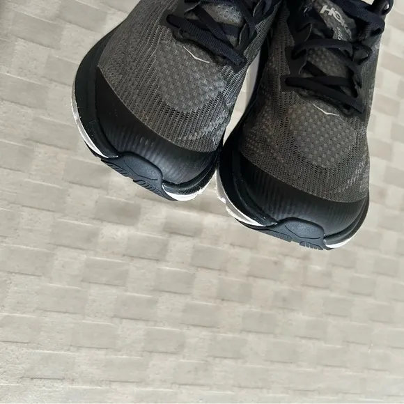 Hoka Clifton 9 Youth Sneakers