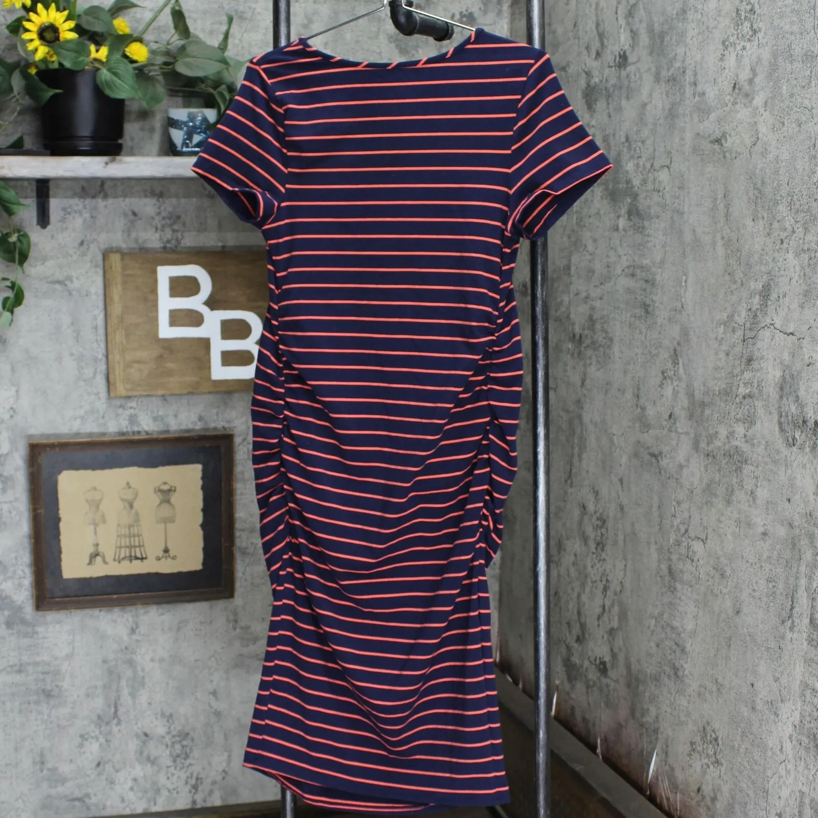 Isabel Maternity By Ingrid & Isabel T-Shirt Maternity Dress Navy / Orange L