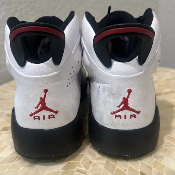 Jordan kids sneakers size 7 y