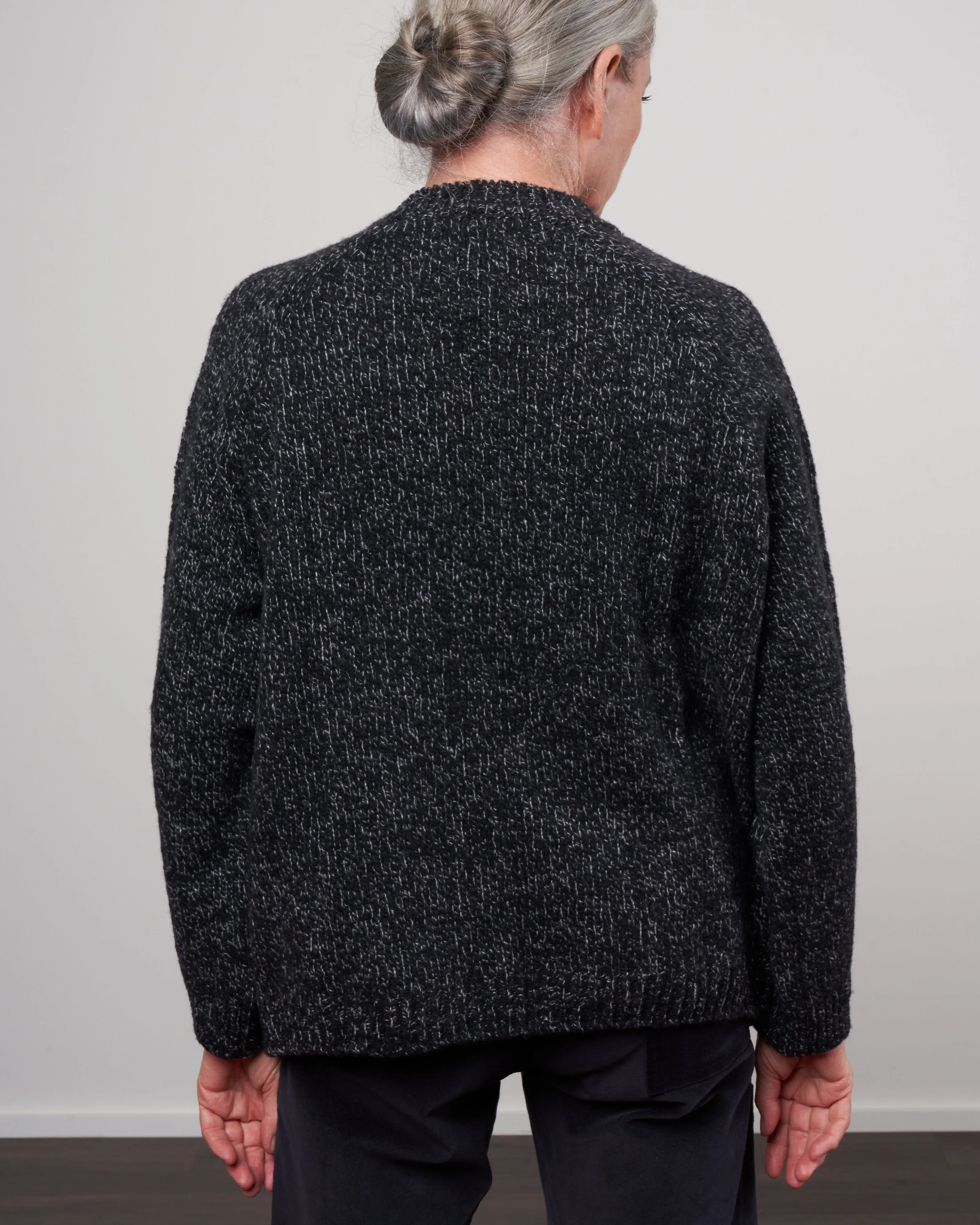 low gauge raglan pullover - black x white 92