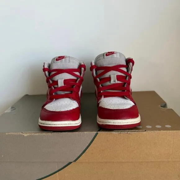 Nike Air Jordan 1 Retro High OG Varcity Red Toddler Sneakers- SZ 10 C
