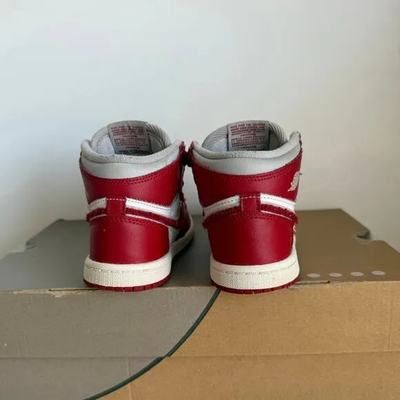 Nike Air Jordan 1 Retro High OG Varcity Red Toddler Sneakers- SZ 10 C