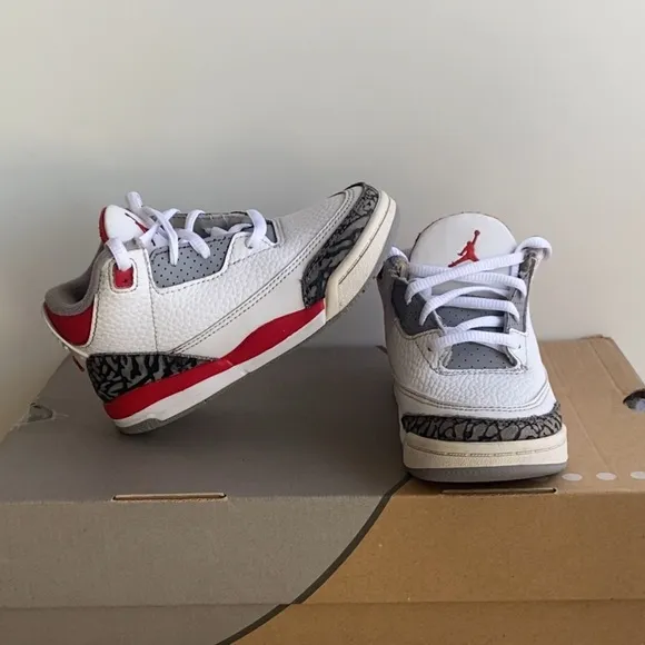 Nike Air Jordan 3 Retro Cement Fire Red Toddler Sneakers- SZ 9 C