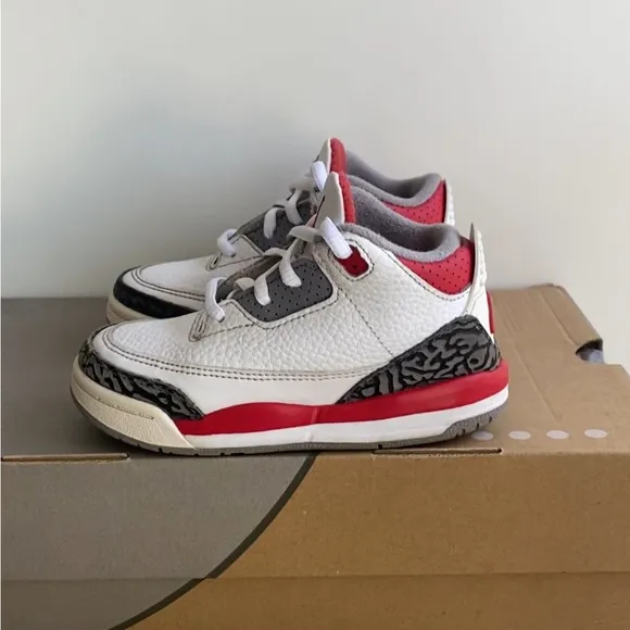 Nike Air Jordan 3 Retro Cement Fire Red Toddler Sneakers- SZ 9 C