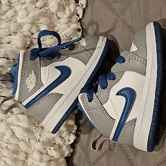 Nike air Jordan sneakers