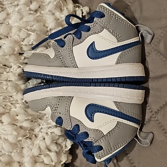 Nike air Jordan sneakers