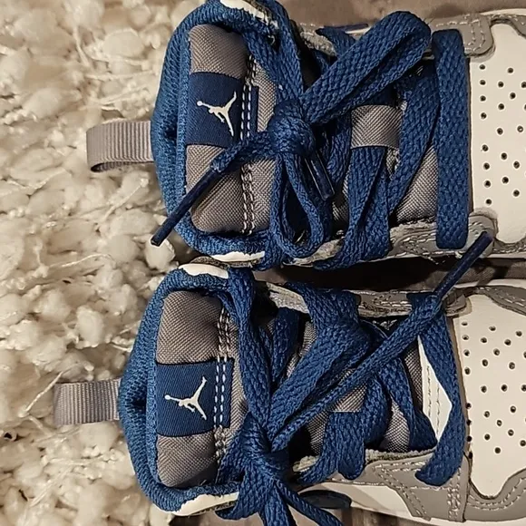 Nike air Jordan sneakers