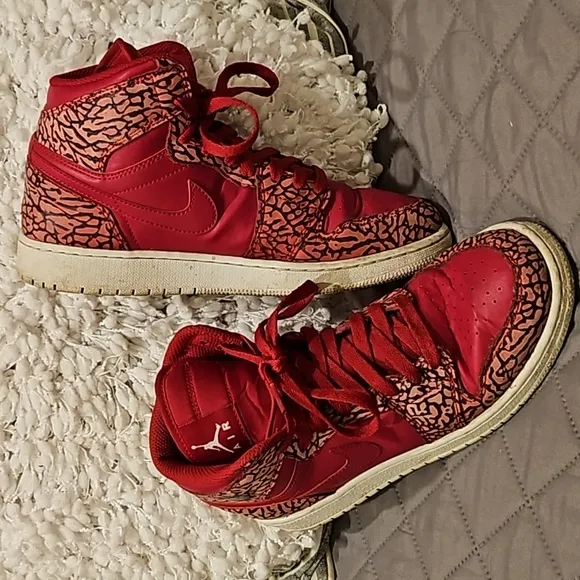 Nike air Jordan sneakers