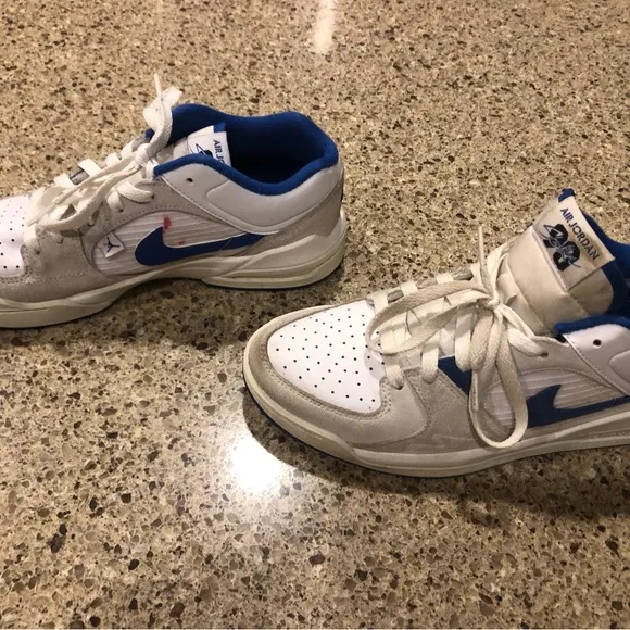 Nike air Jordan sneakers