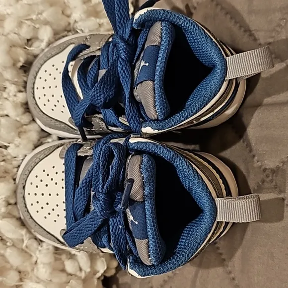 Nike air Jordan sneakers