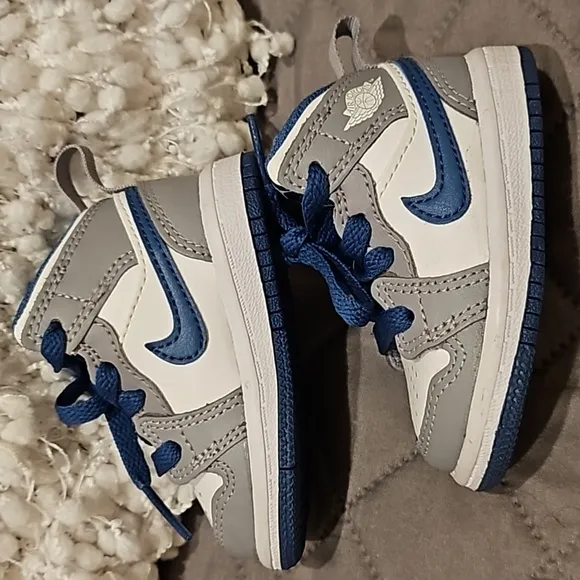 Nike air Jordan sneakers