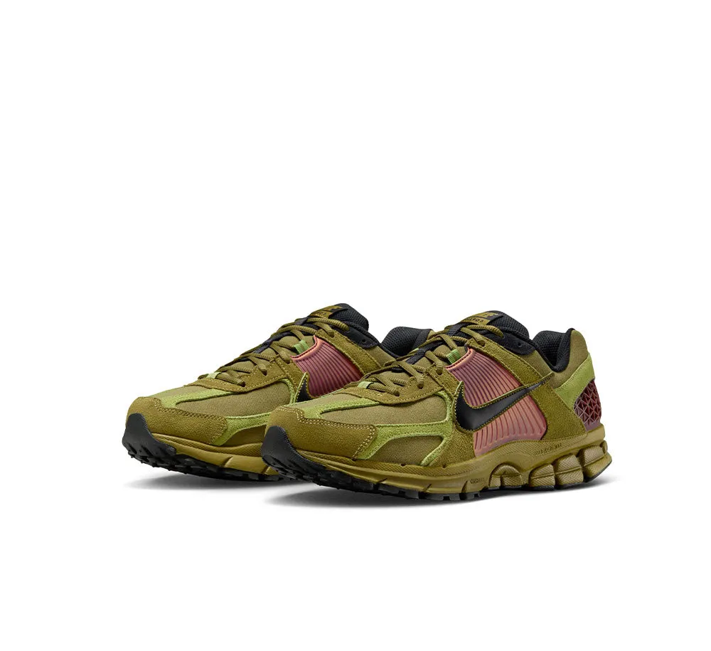 NIKE ZOOM VOMERO 5