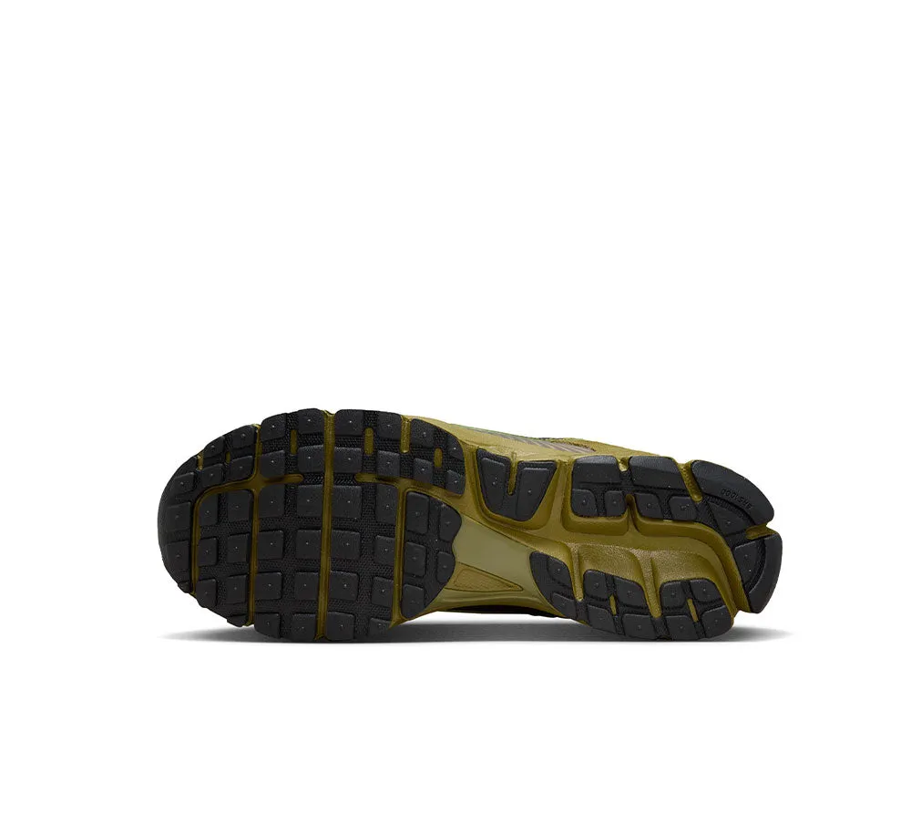 NIKE ZOOM VOMERO 5