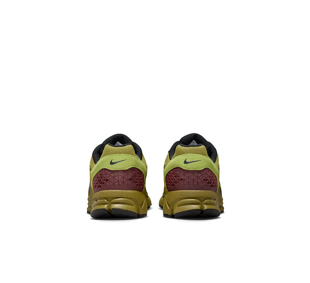 NIKE ZOOM VOMERO 5
