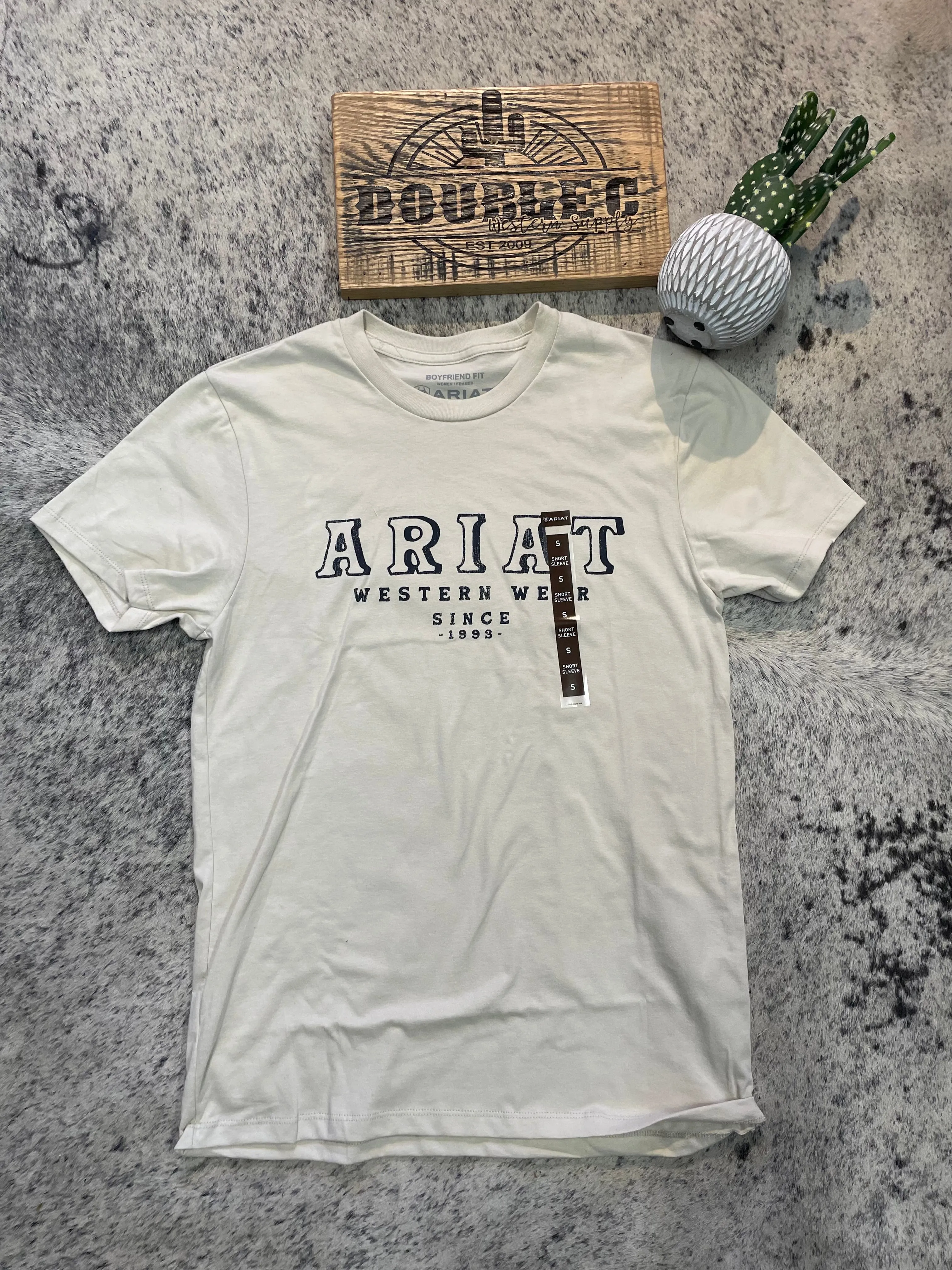 WMS Ariat Western Wear T-Shirt