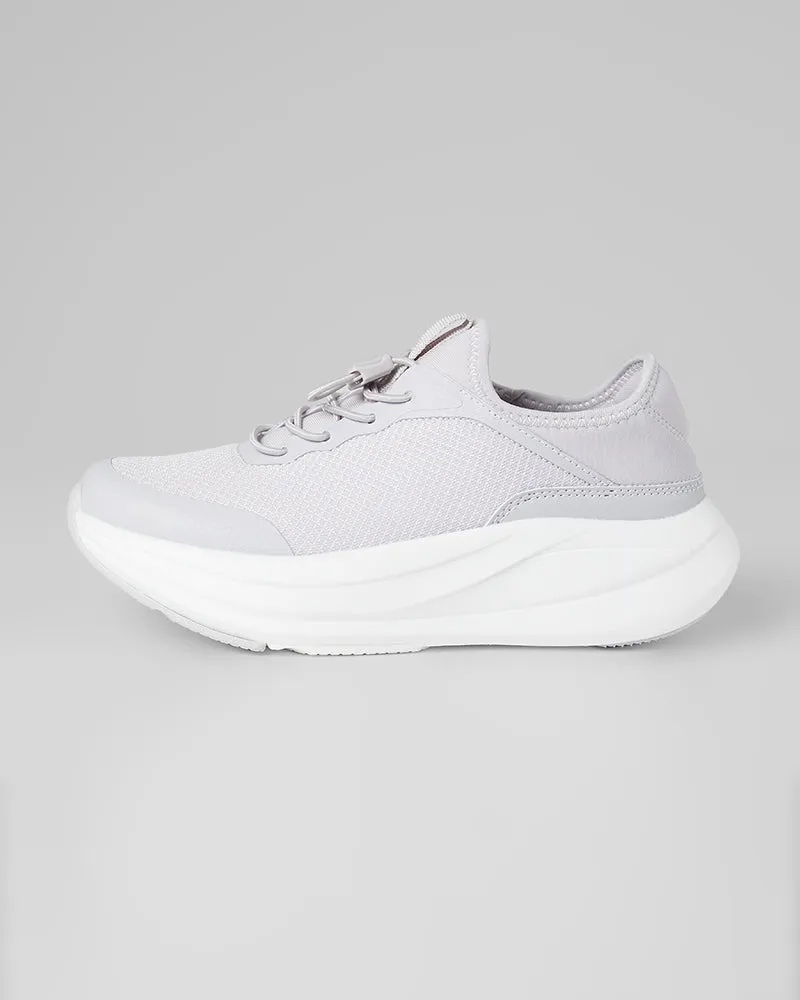 WOMEN'S CLOUD SNEAKERS