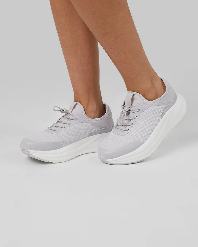 WOMEN'S CLOUD SNEAKERS