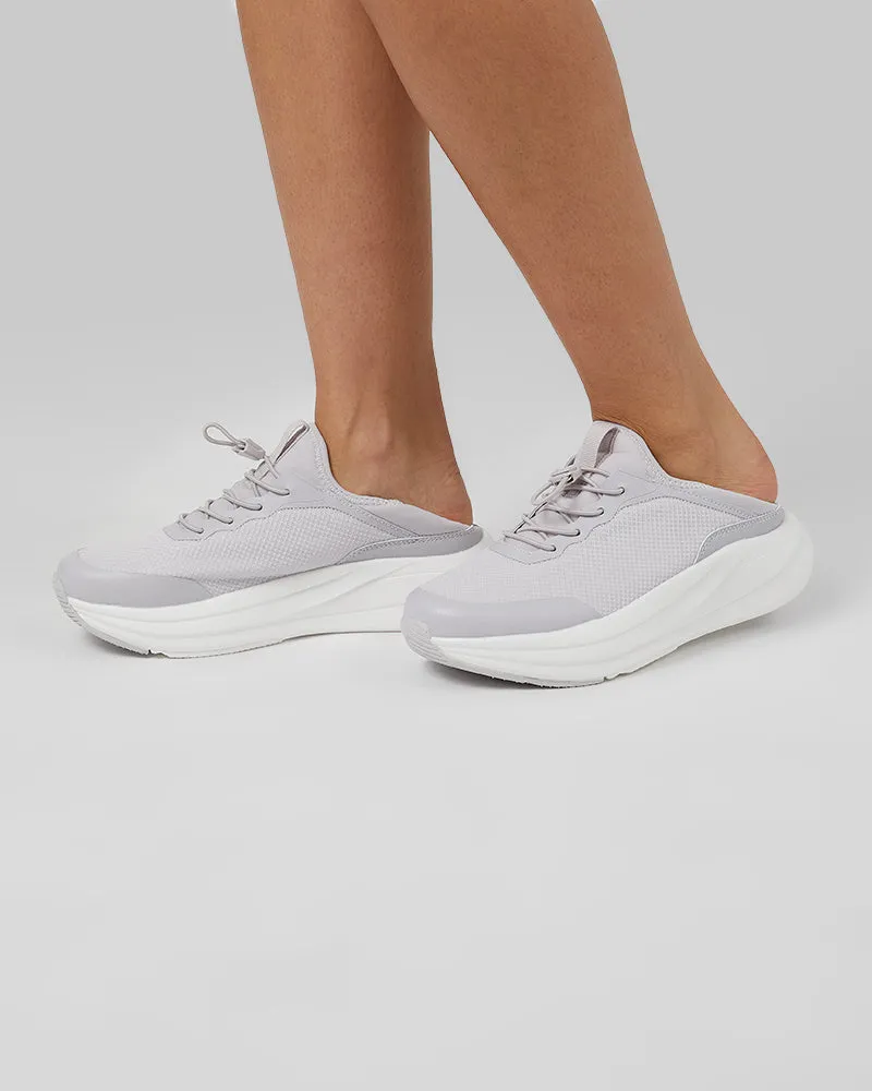 WOMEN'S CLOUD SNEAKERS